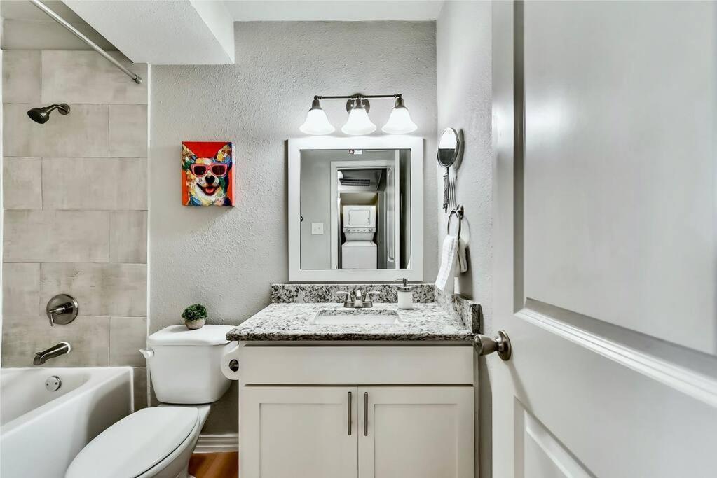 Dallas Boutique Flat + Arboretum Tickets Included Экстерьер фото