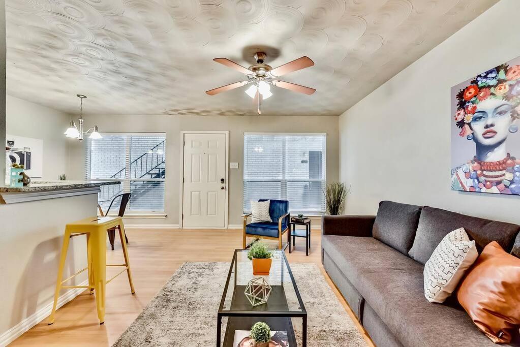 Dallas Boutique Flat + Arboretum Tickets Included Экстерьер фото