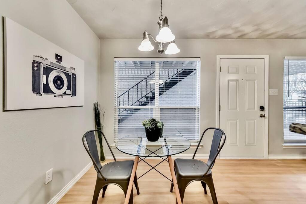 Dallas Boutique Flat + Arboretum Tickets Included Экстерьер фото